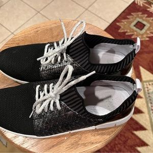 Johnston & Murphy Sneakers